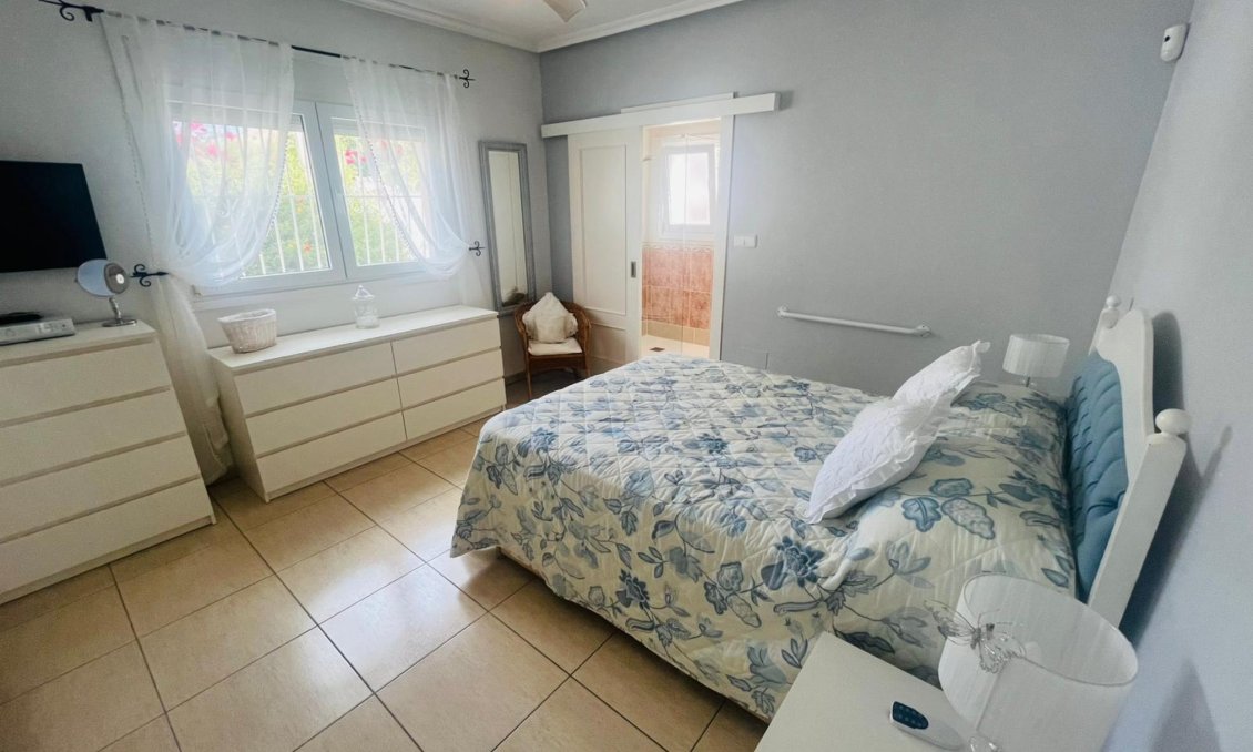 Wiederverkauf - Villa -
Gea Y Truyols - Inland