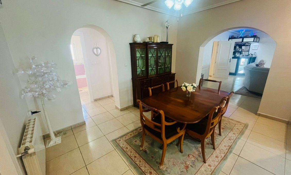 Wiederverkauf - Villa -
Gea Y Truyols - Inland