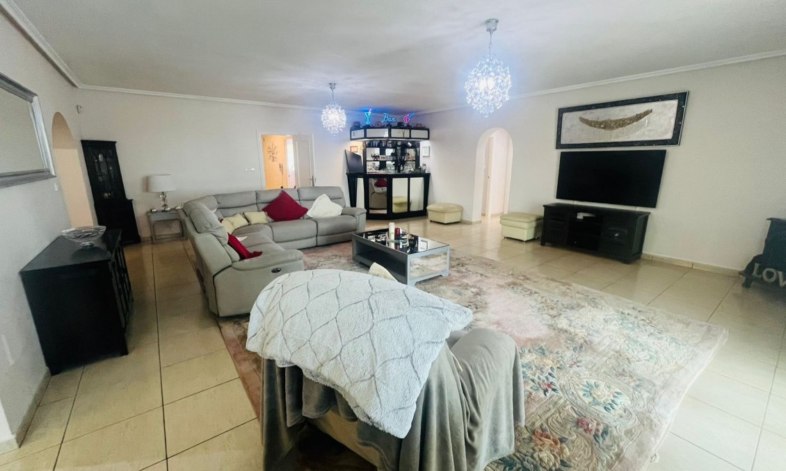 Wiederverkauf - Villa -
Gea Y Truyols - Inland