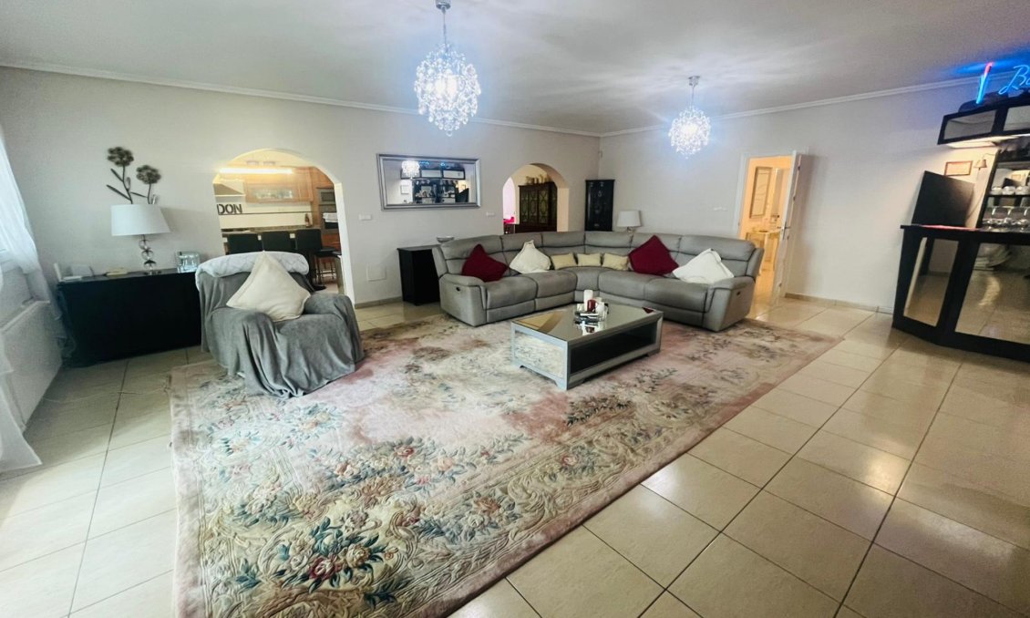 Wiederverkauf - Villa -
Gea Y Truyols - Inland