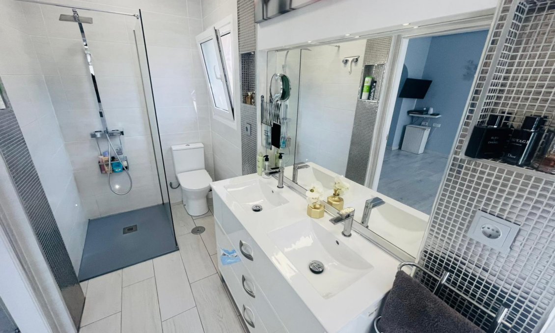 Wiederverkauf - Villa -
Gea Y Truyols - Inland