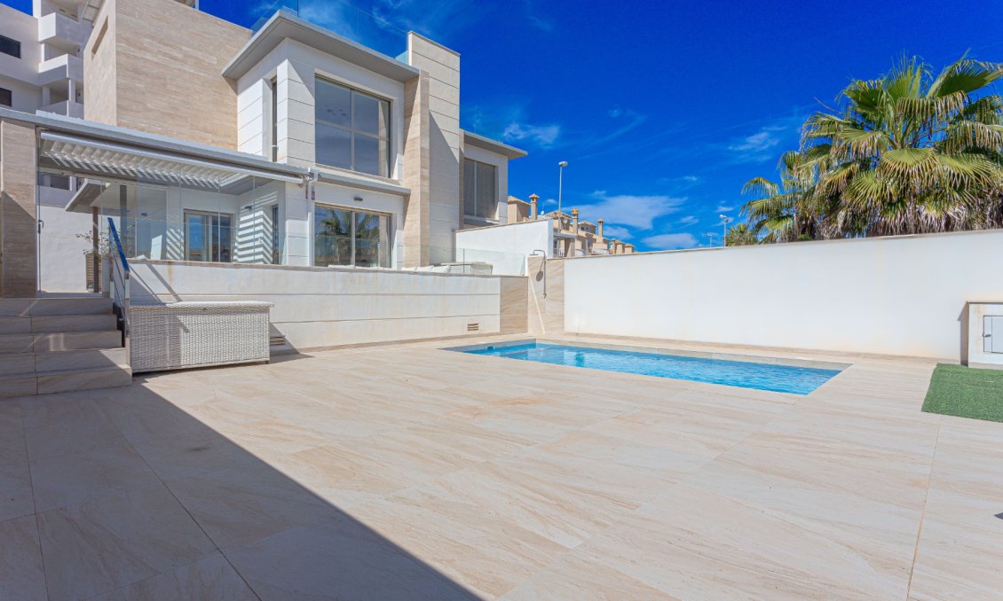 Revente - Villa -
Orihuela Costa - Costa Blanca