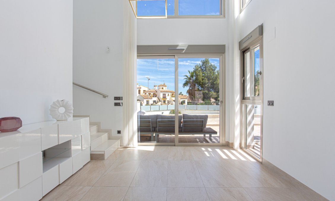 Revente - Villa -
Orihuela Costa - Costa Blanca