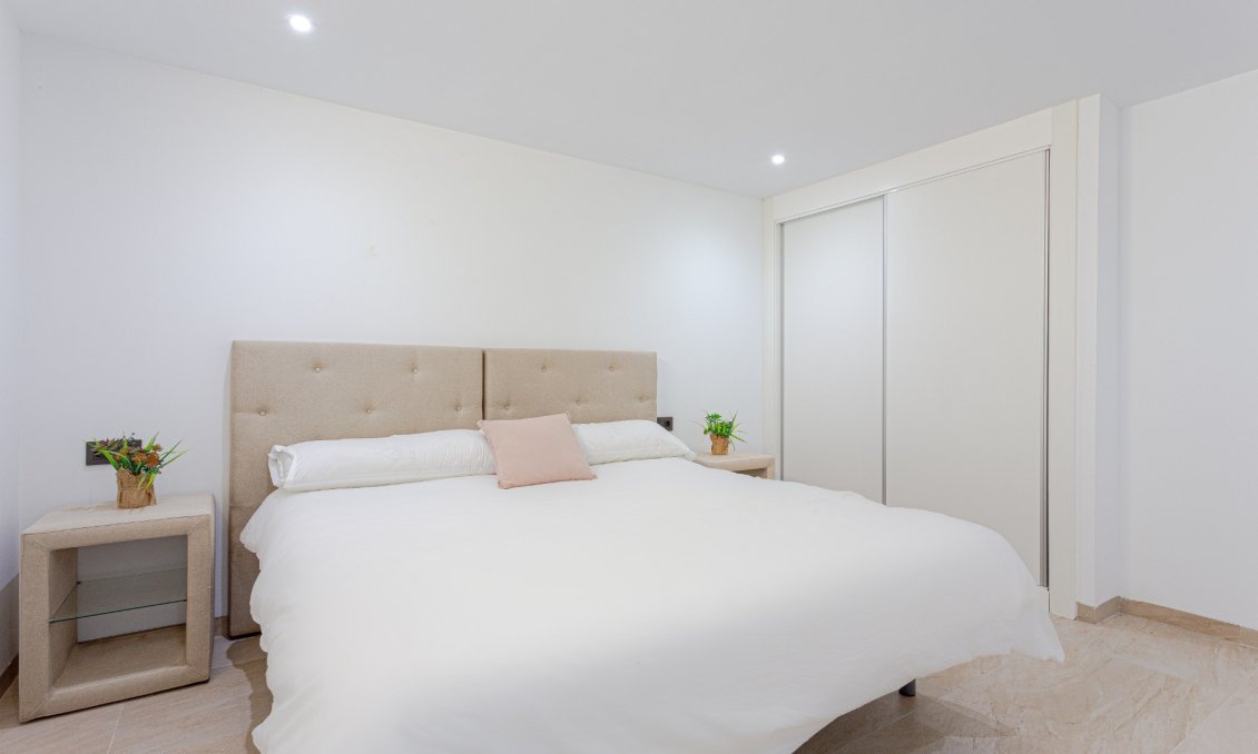 Revente - Villa -
Orihuela Costa - Costa Blanca