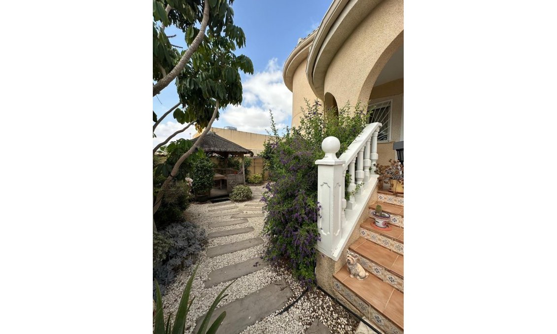 Resale - Villa -
Ciudad Quesada - Costa Blanca Sur