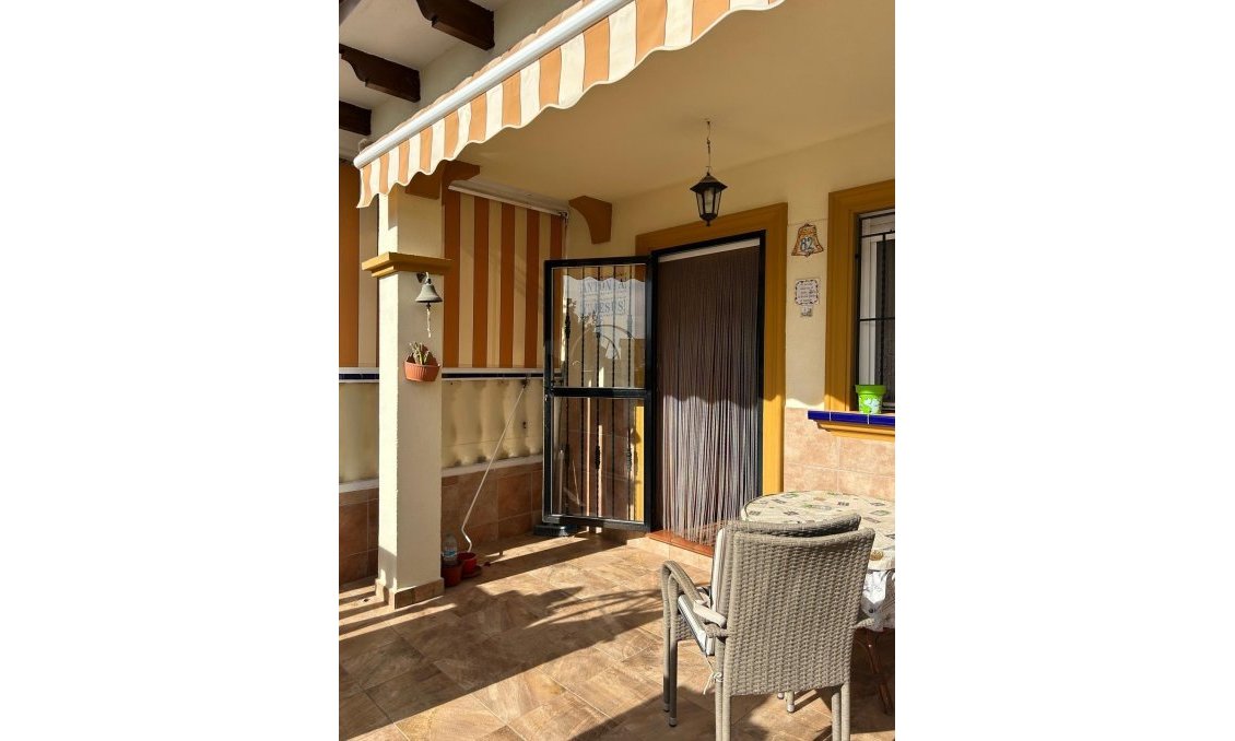 Resale - Duplex -
Orihuela Costa - Punta Prima