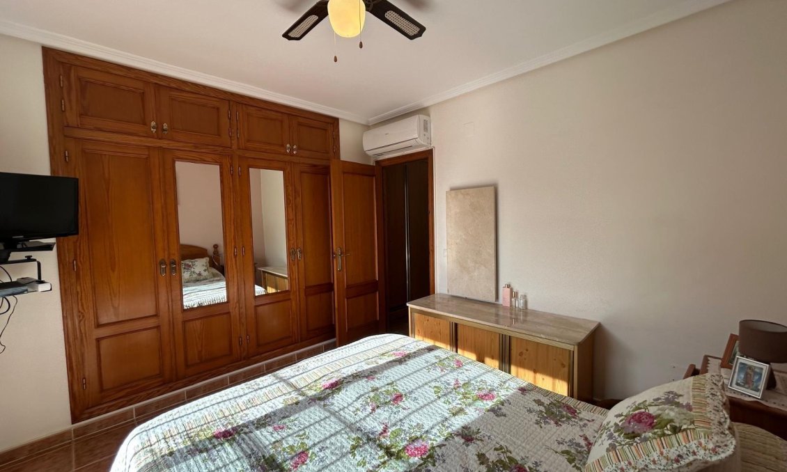 Resale - Duplex -
Orihuela Costa - Punta Prima