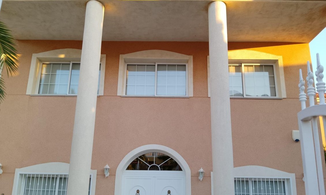 Resale - Villa -
Puerto de Mazarron - Bolnuevo