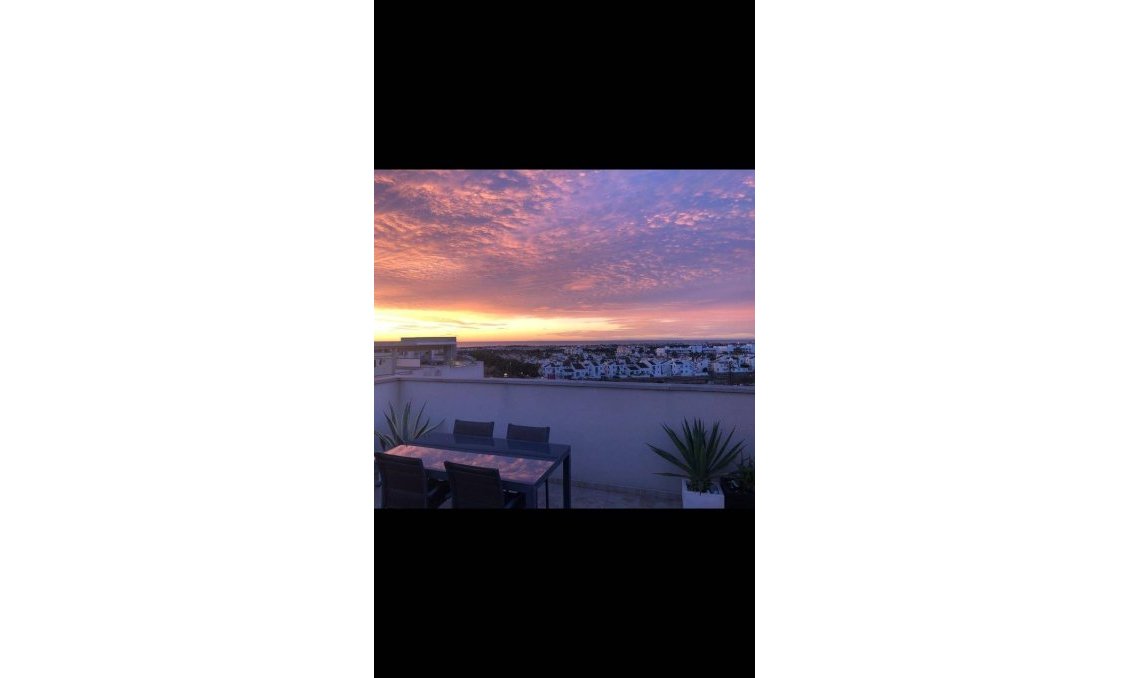 Resale - Apartment -
Orihuela Costa - Villamartín