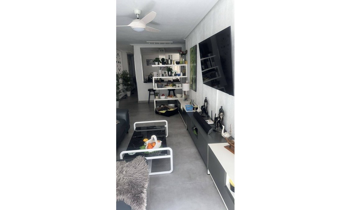 Resale - Penthouse -
Torrevieja - Centro