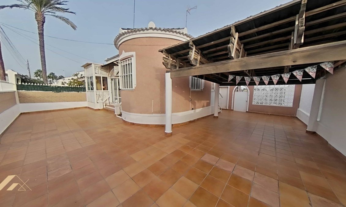 Wiederverkauf - Villa -
Torrevieja - San Luis