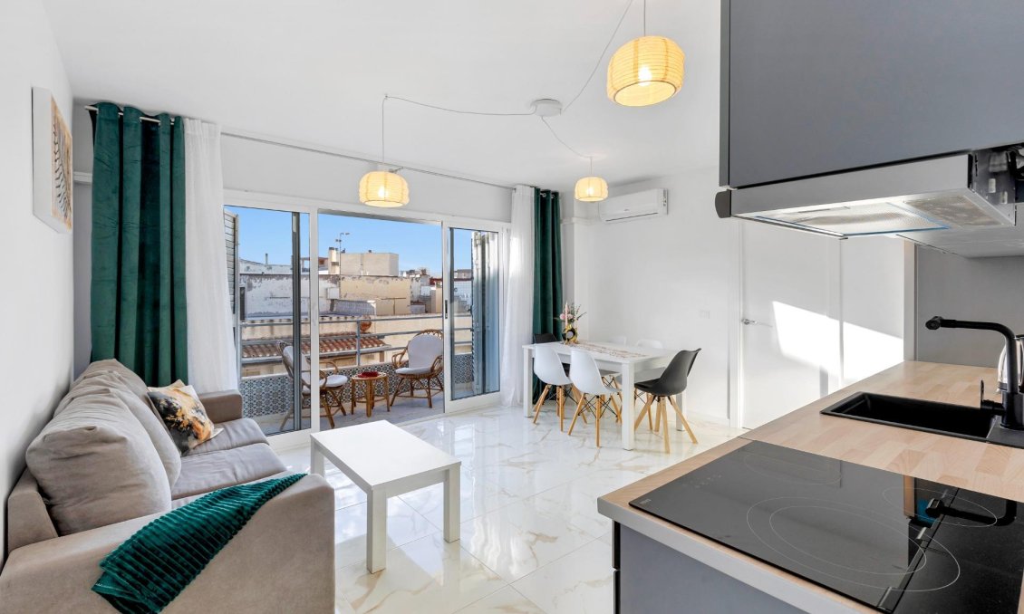 Resale - Apartment -
Torrevieja - La Mata