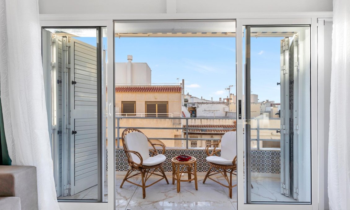 Resale - Apartment -
Torrevieja - La Mata