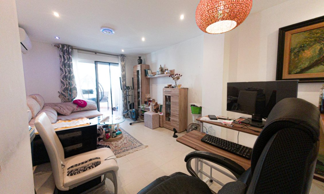 Resale - Apartment -
Torrevieja - Cala Del Palangre