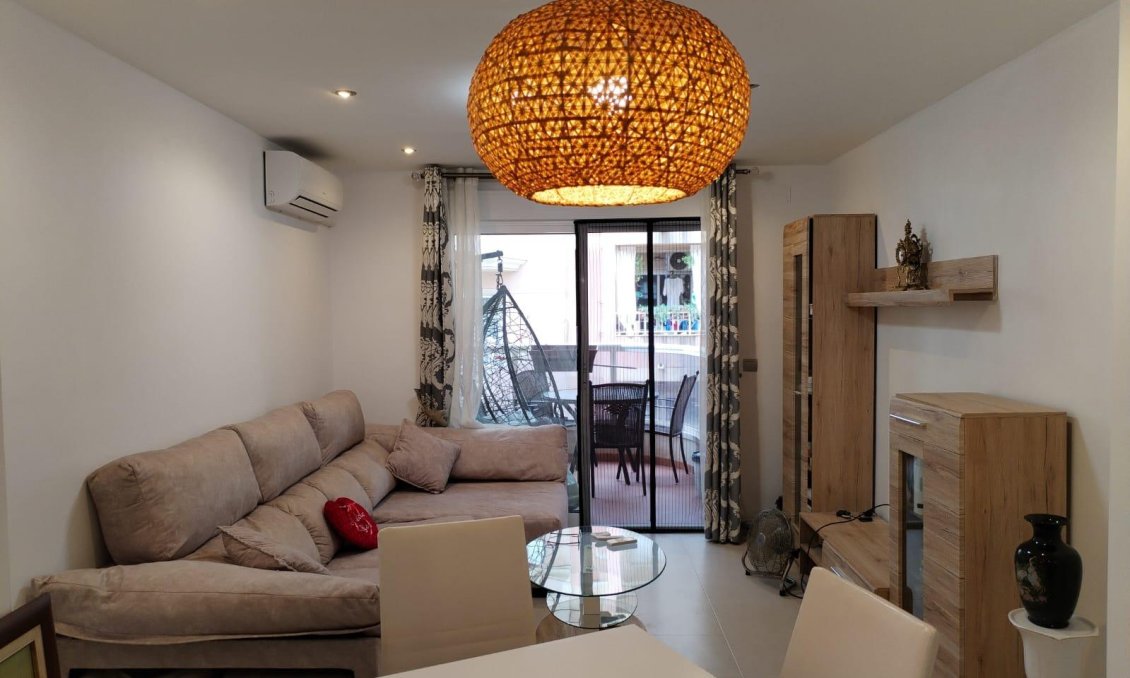 Resale - Apartment -
Torrevieja - Cala Del Palangre