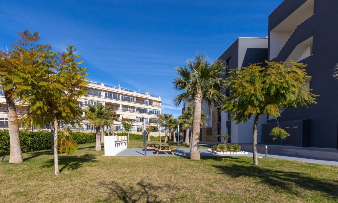 Resale - Penthouse -
Orihuela Costa - Playa Flamenca