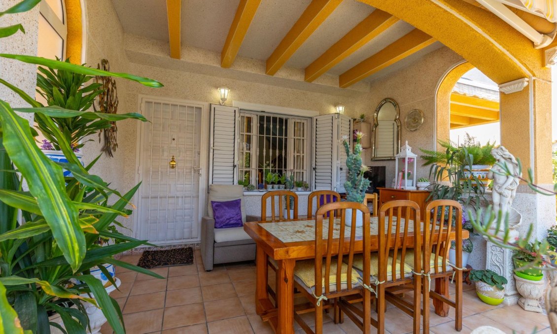 Wiederverkauf - Town House -
Torrevieja - Los Frutales