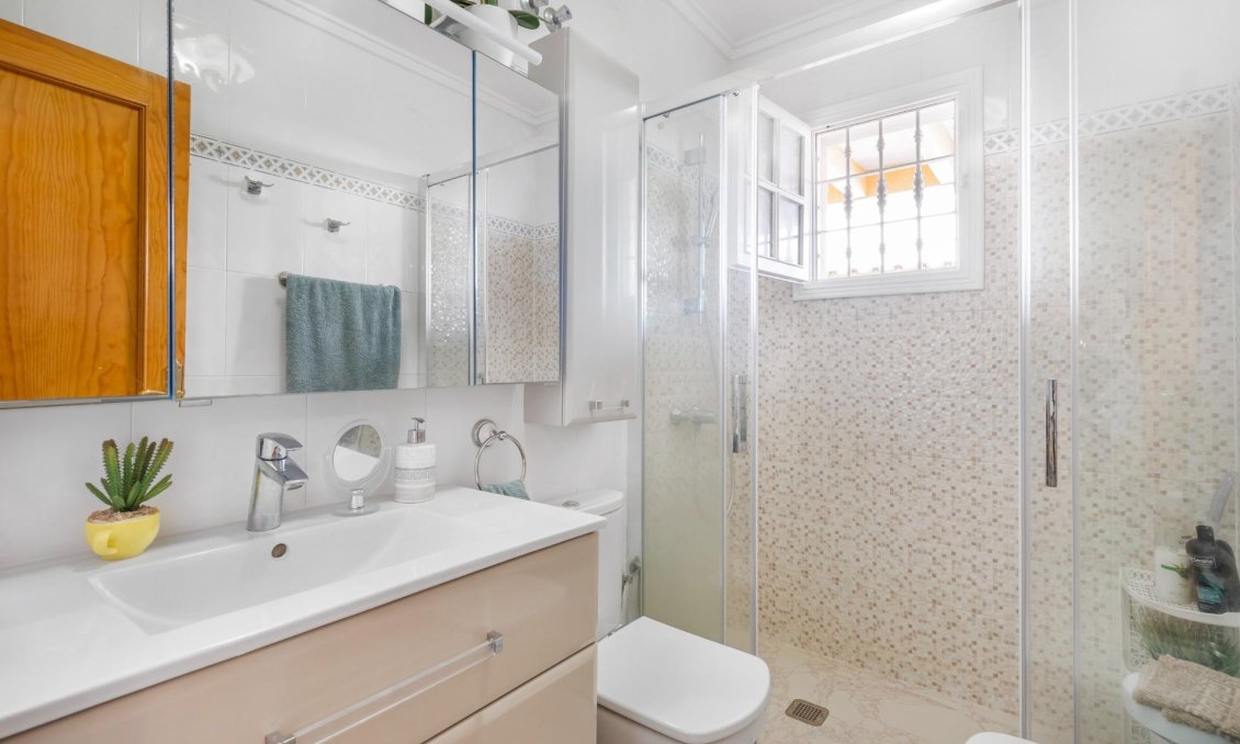 Wiederverkauf - Town House -
Torrevieja - Los Frutales