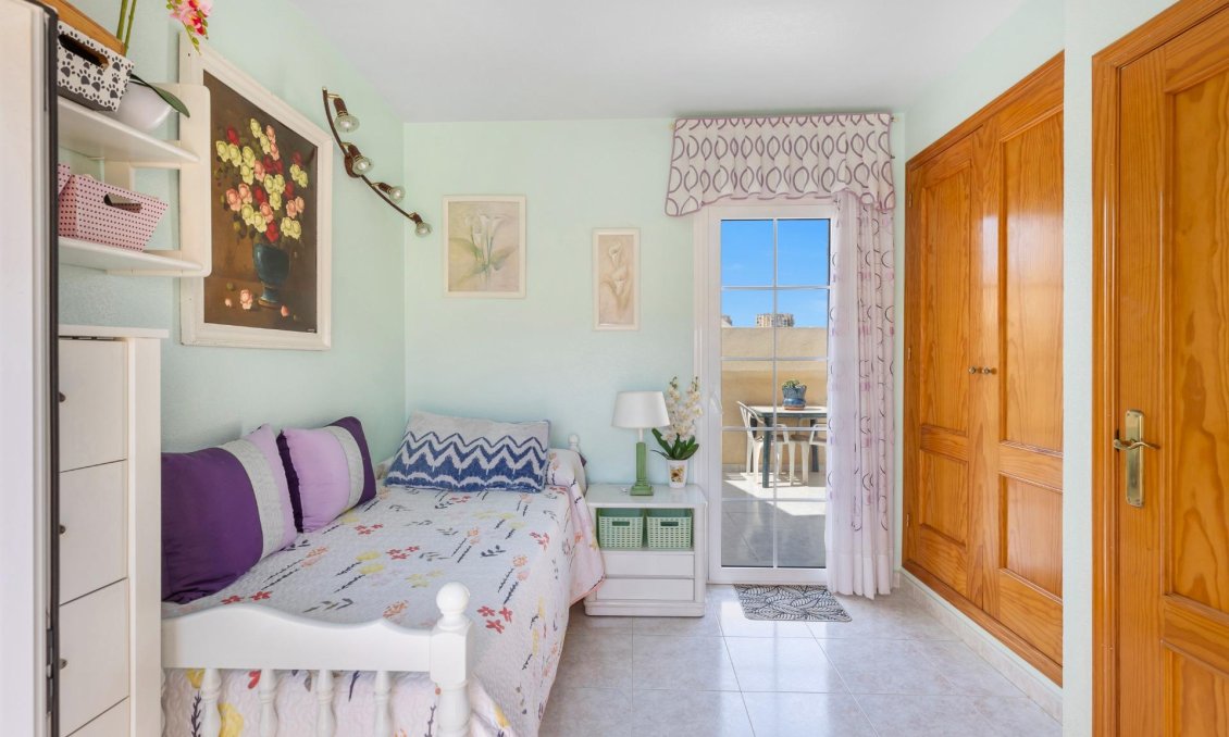 Wiederverkauf - Town House -
Torrevieja - Los Frutales