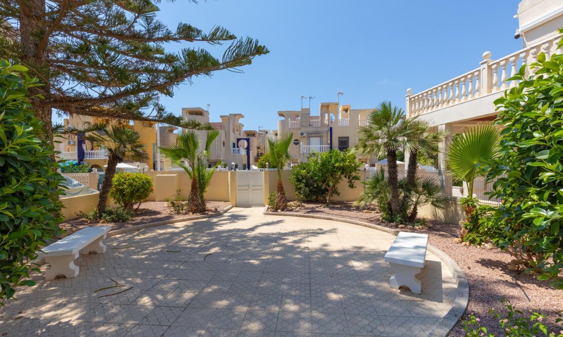 Wiederverkauf - Town House -
Torrevieja - Los Frutales