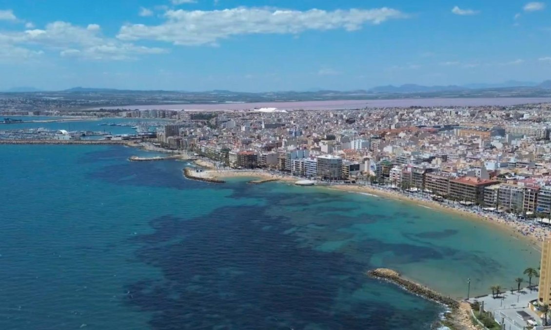 Resale - Apartment -
Torrevieja - Playa del Cura