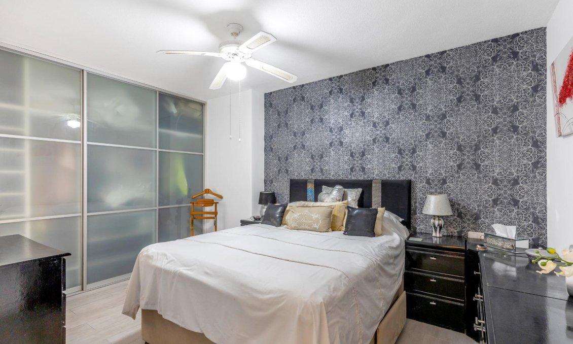 Resale - Apartment -
Torrevieja - Playa del Cura