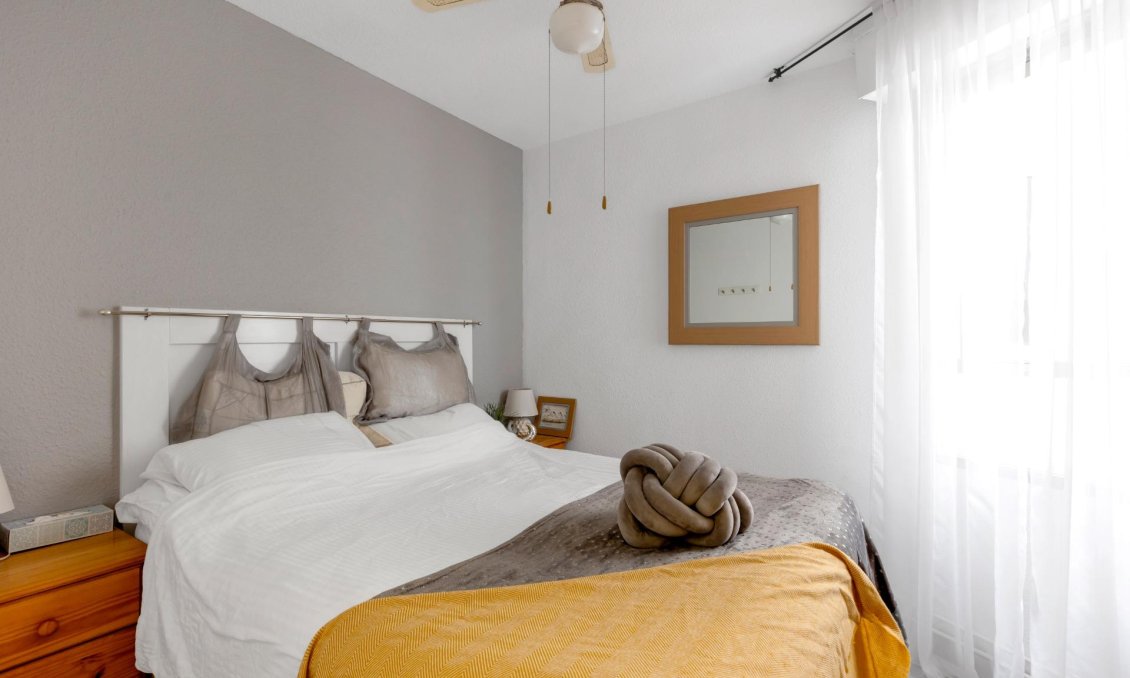 Resale - Apartment -
Torrevieja - Playa del Cura