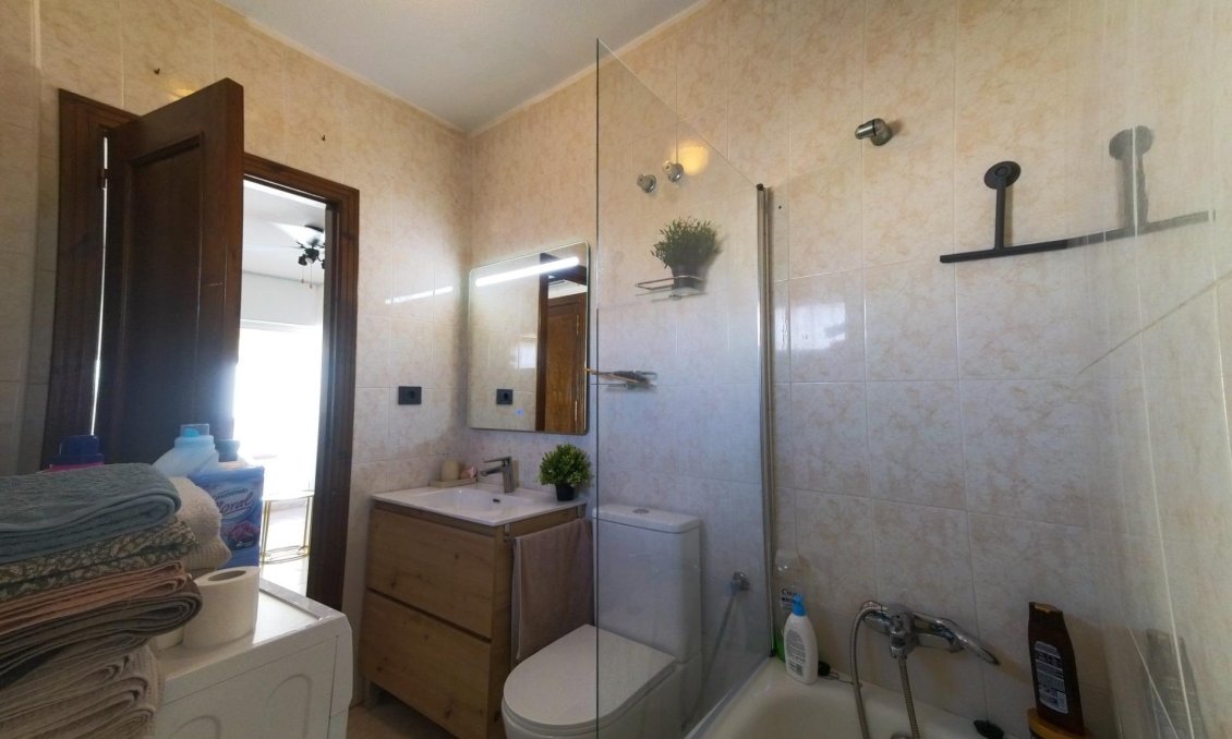 Resale - Apartment -
Torrevieja - La Mata