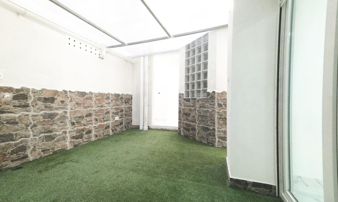 Resale - Apartment -
Torrevieja - Playa De Los Naufragos