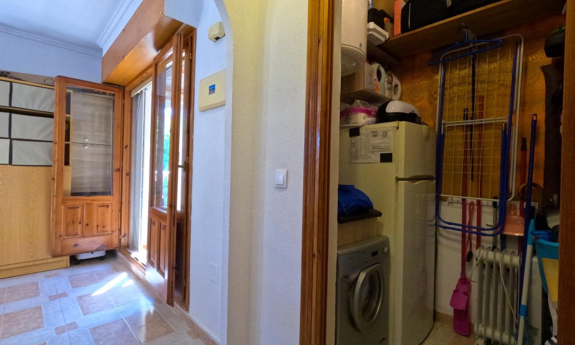 Resale - Apartment -
Torrevieja - Playa del Cura