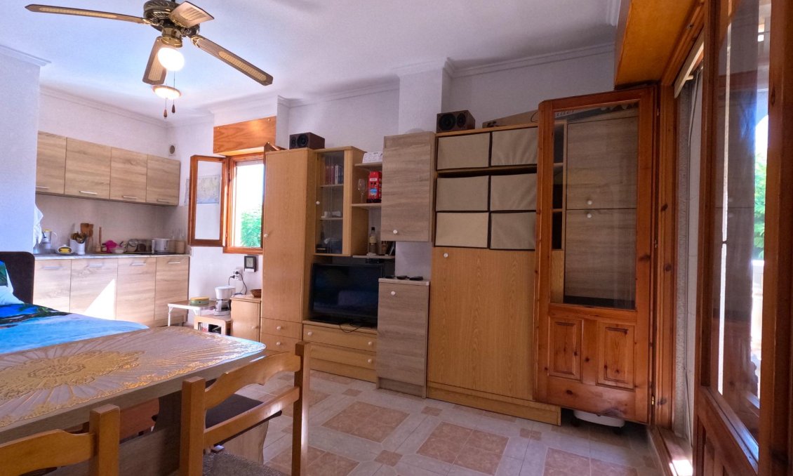Resale - Apartment -
Torrevieja - Playa del Cura