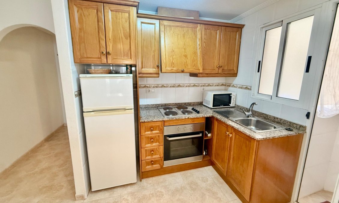 Resale - Apartment -
Torrevieja - Centro