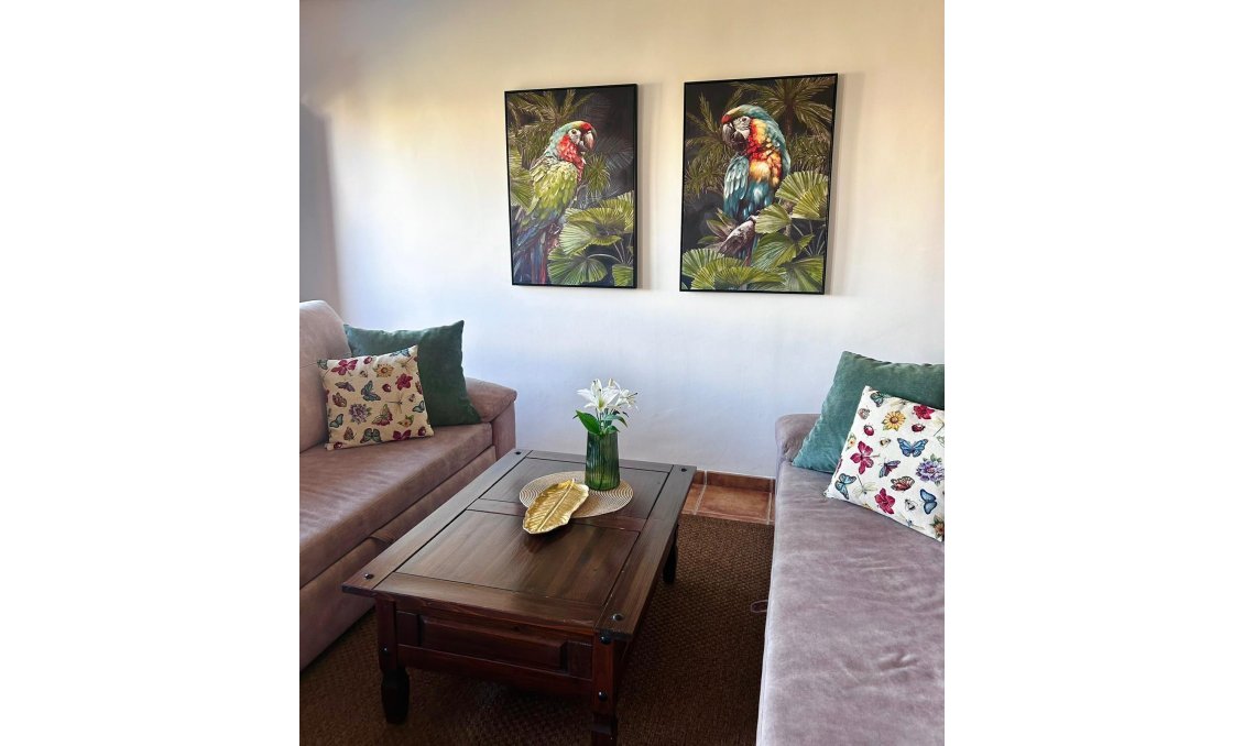 Resale - Apartment -
Torrevieja - Punta Prima