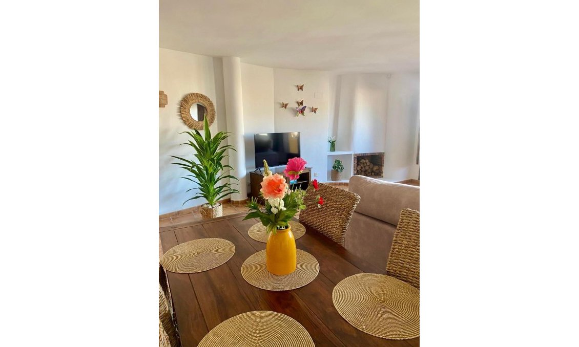 Resale - Apartment -
Torrevieja - Punta Prima