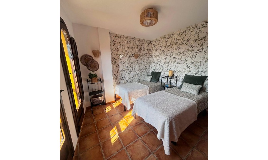 Resale - Apartment -
Torrevieja - Punta Prima