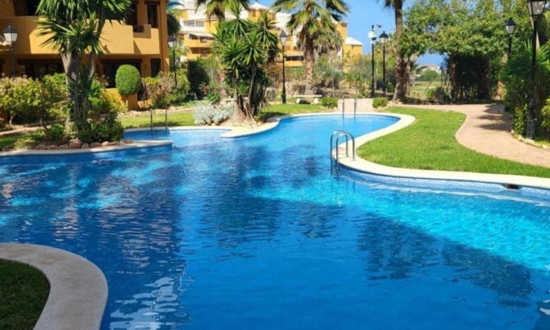 Resale - Apartment -
Torrevieja - Punta Prima