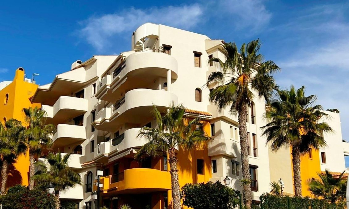 Resale - Apartment -
Torrevieja - Punta Prima