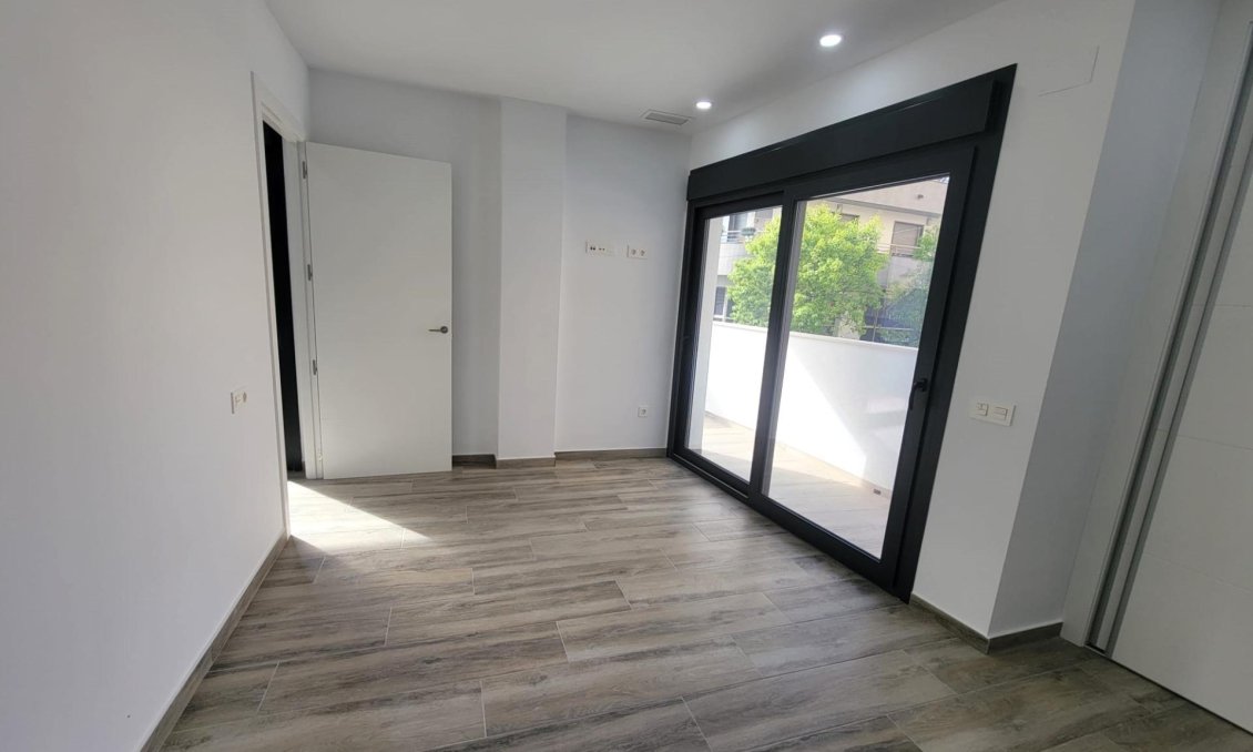 Wiederverkauf - Wohnung -
Torrevieja - Playa del Cura