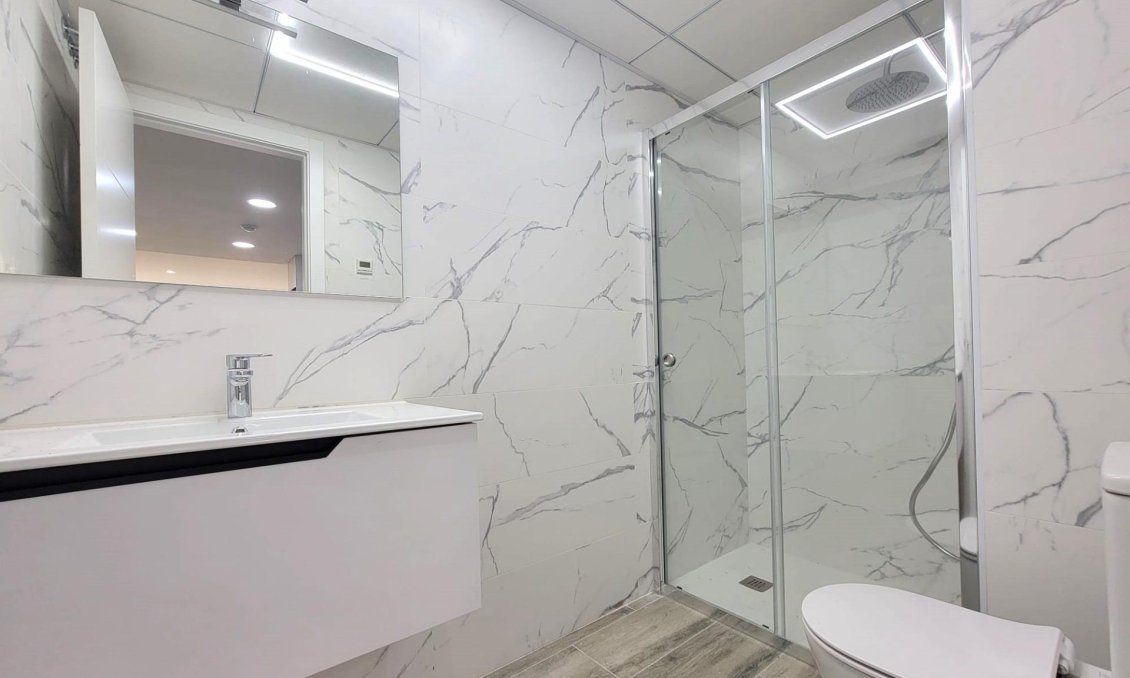 Wiederverkauf - Wohnung -
Torrevieja - Playa del Cura