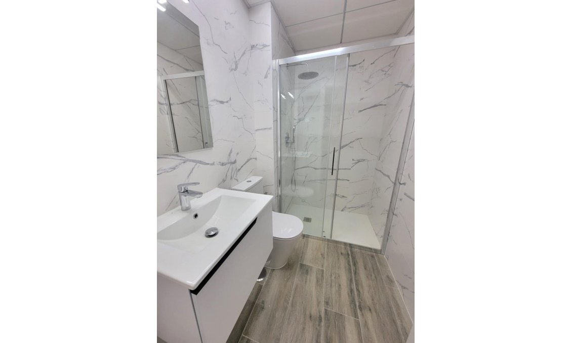 Wiederverkauf - Wohnung -
Torrevieja - Playa del Cura