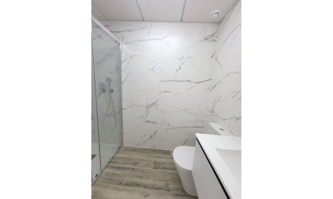 Wiederverkauf - Wohnung -
Torrevieja - Playa del Cura