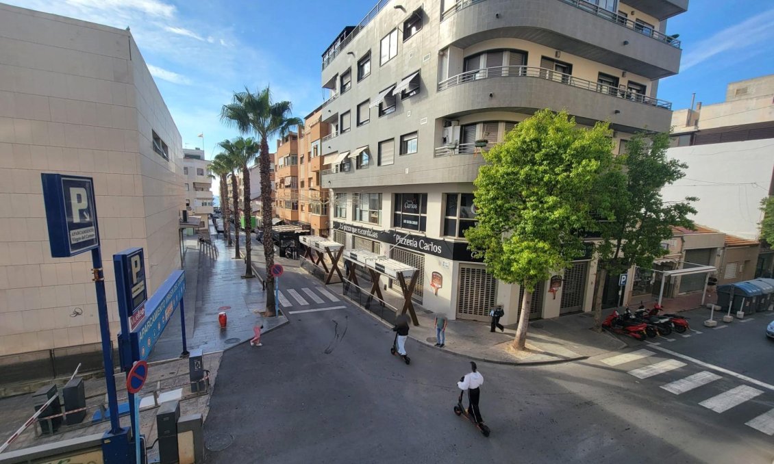 Wiederverkauf - Wohnung -
Torrevieja - Playa del Cura