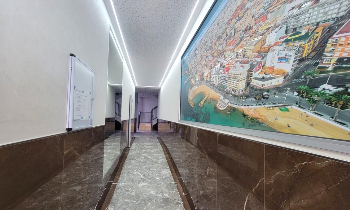 Wiederverkauf - Wohnung -
Torrevieja - Playa del Cura