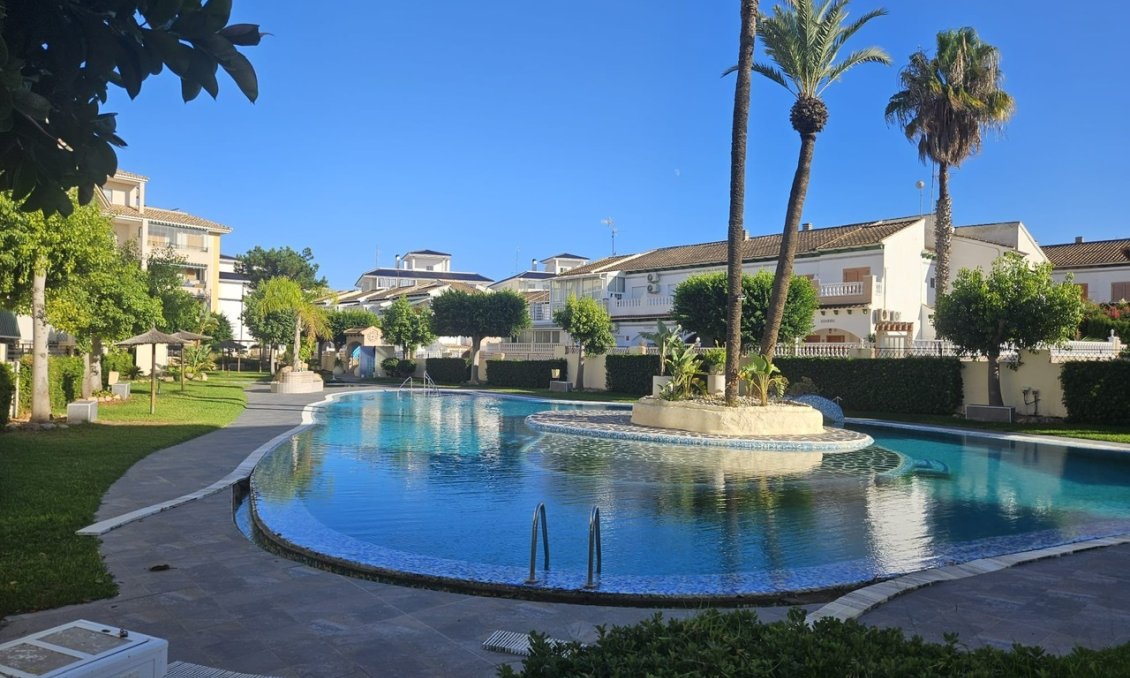 Resale - Apartment -
La Mata - Costa Blanca