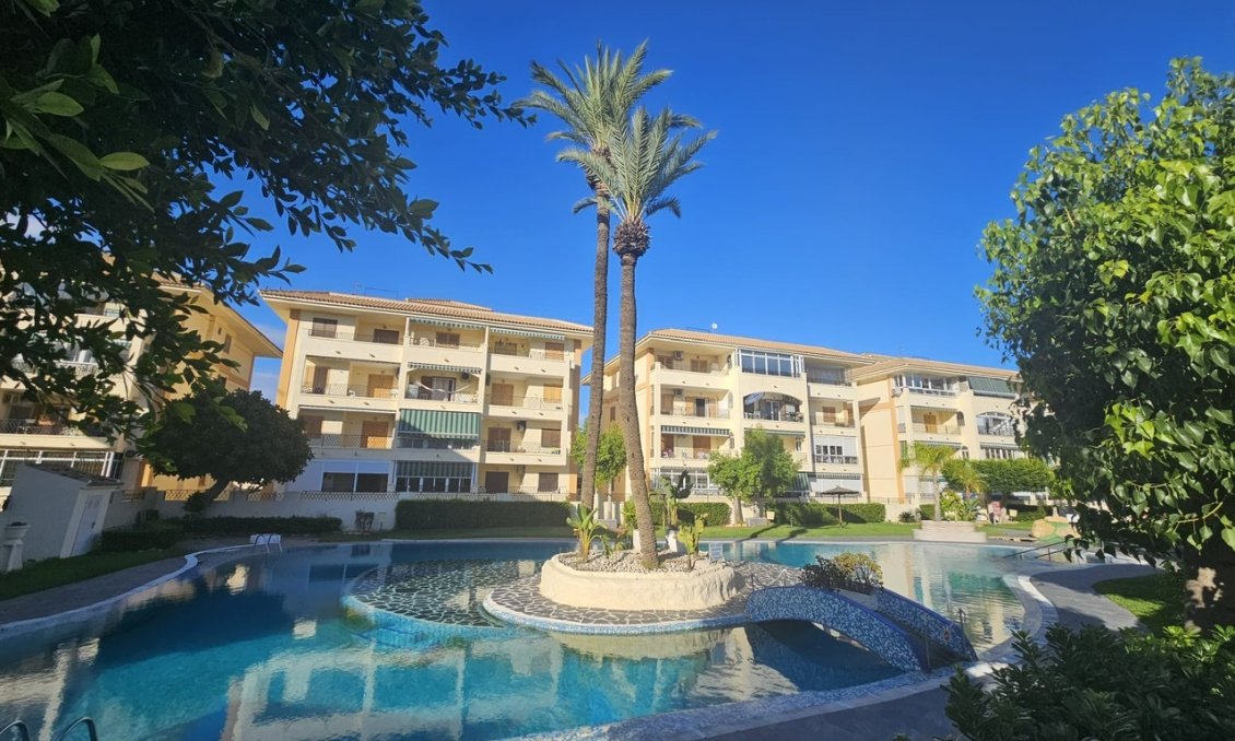 Resale - Apartment -
La Mata - Costa Blanca