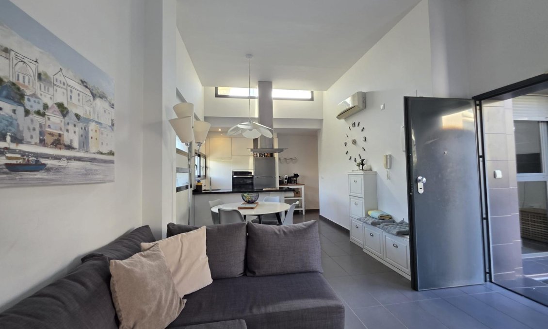 Wiederverkauf - Villa -
Orihuela Costa - Villamartín