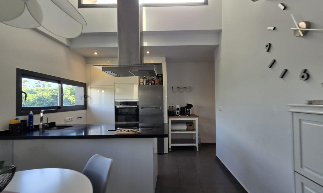 Wiederverkauf - Villa -
Orihuela Costa - Villamartín