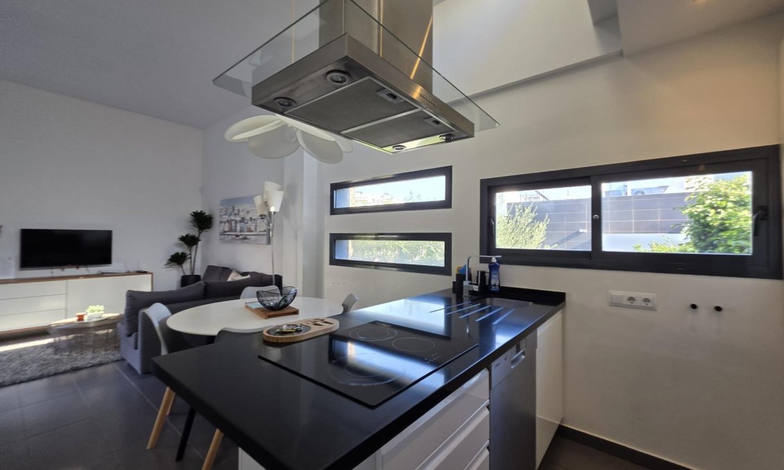 Wiederverkauf - Villa -
Orihuela Costa - Villamartín