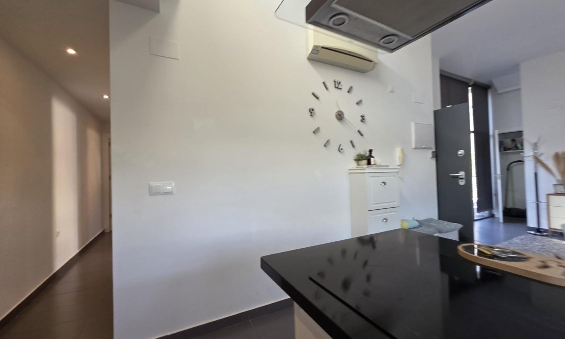 Wiederverkauf - Villa -
Orihuela Costa - Villamartín