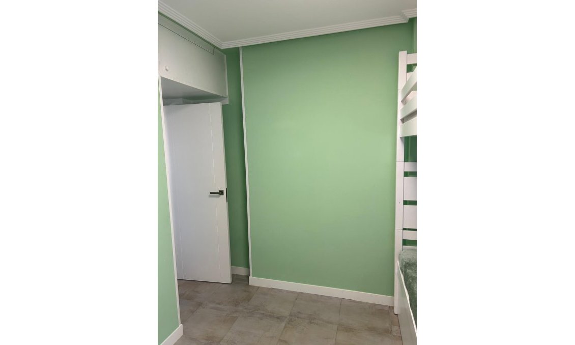 Resale - Apartment -
Torrevieja - Playa del Cura